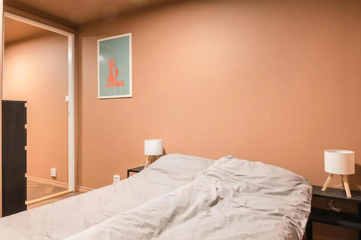 Private Apartment In Historic Street Bergen