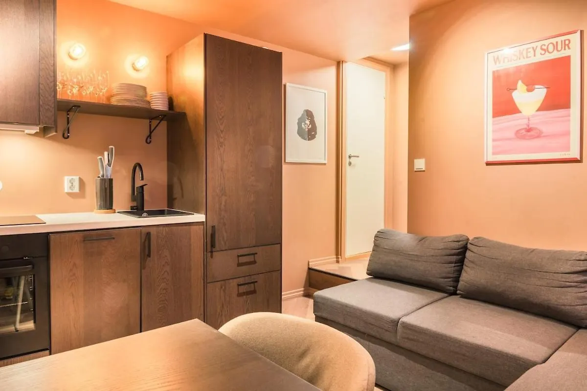 Private Apartment In Historic Street Bergen